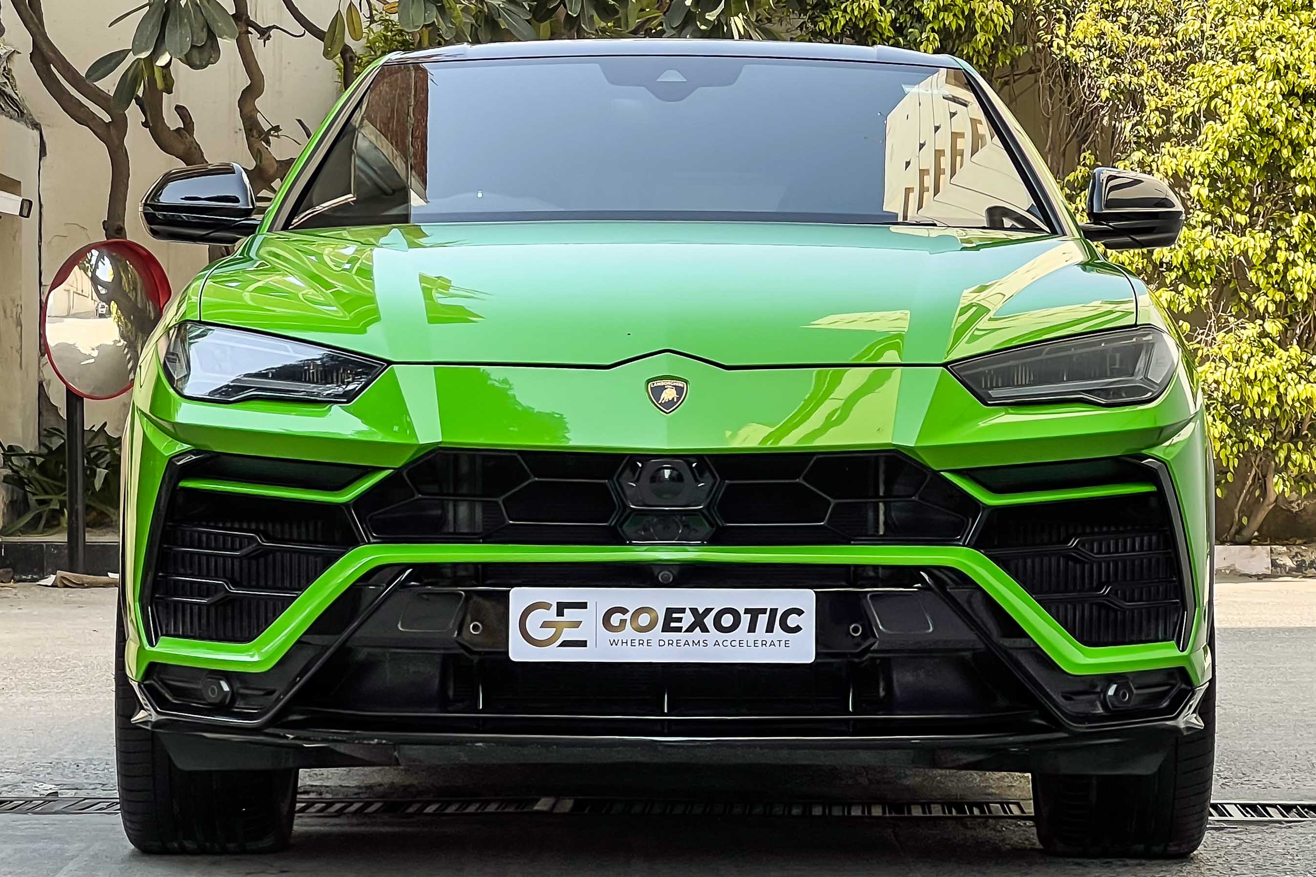 2022 LAMBORGHINI URUS PEARL CAPSULE