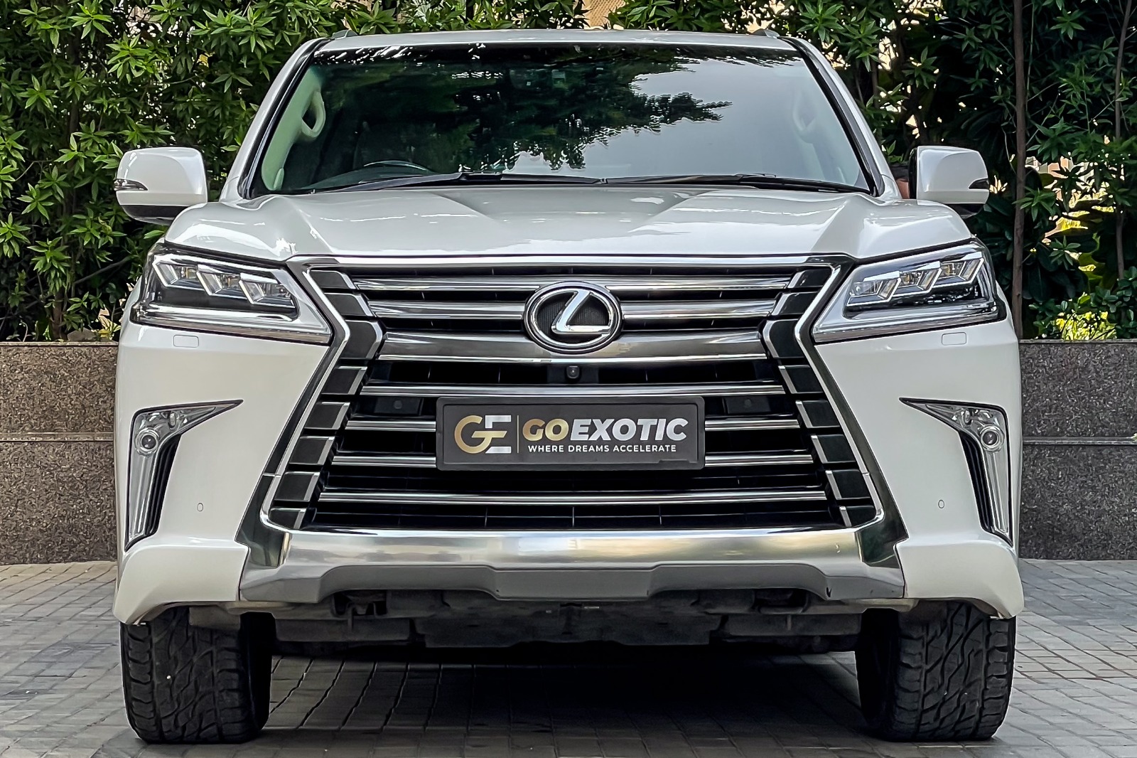 2020 LEXUS LX 570 V8 pre-owned luxury car
