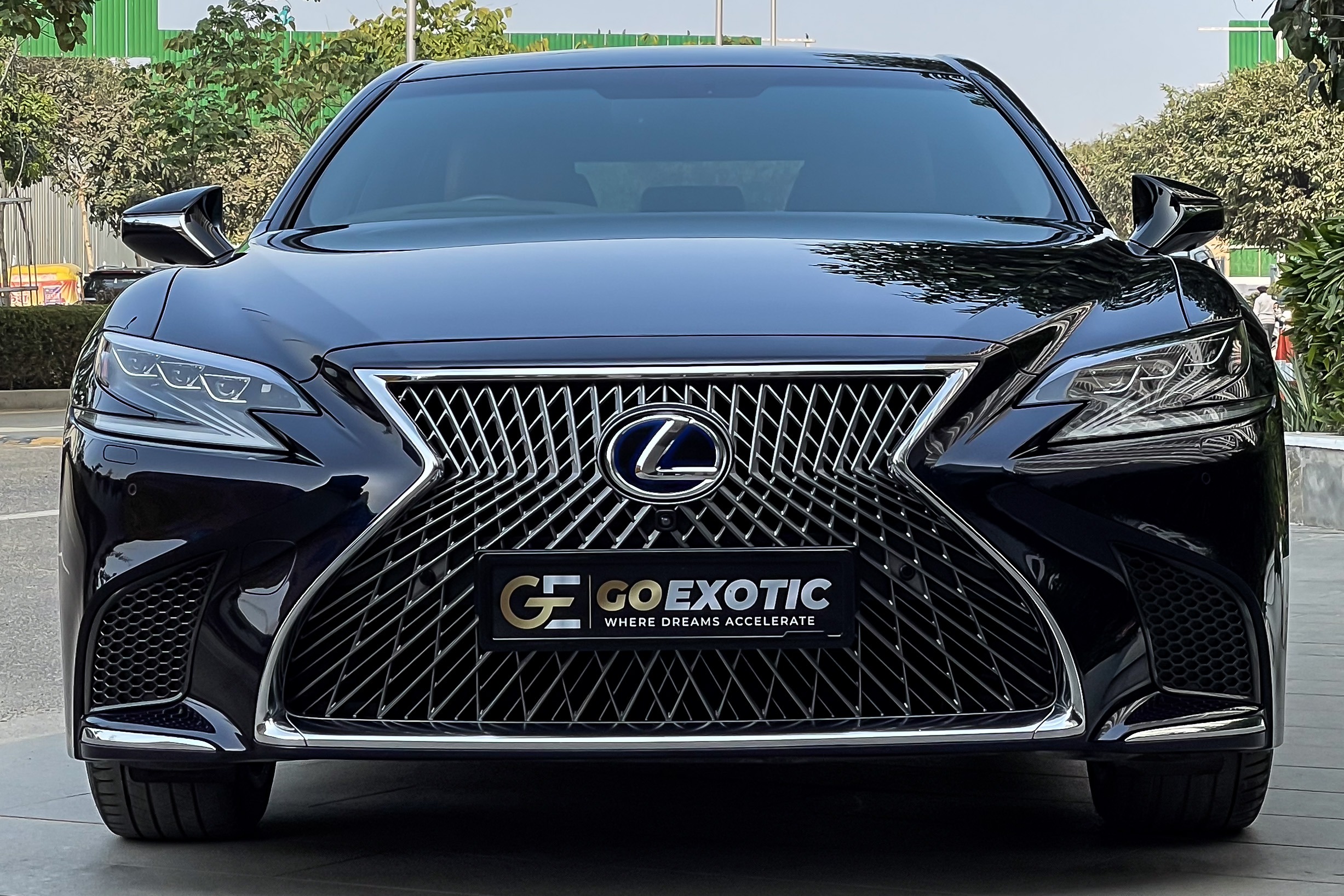 2019 LEXUS ES300 HYBRID LUXURY pre-owned luxury car