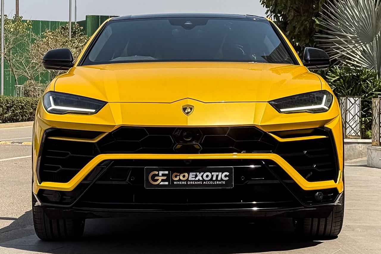 2022 LAMBORGHINI URUS PEARL CAPSULE pre-owned luxury car