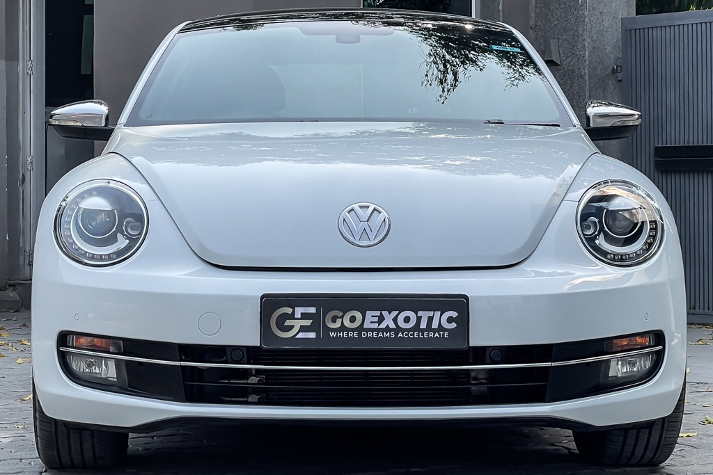 2017 VOLKSWAGEN BEETLE  pre-owned luxury car