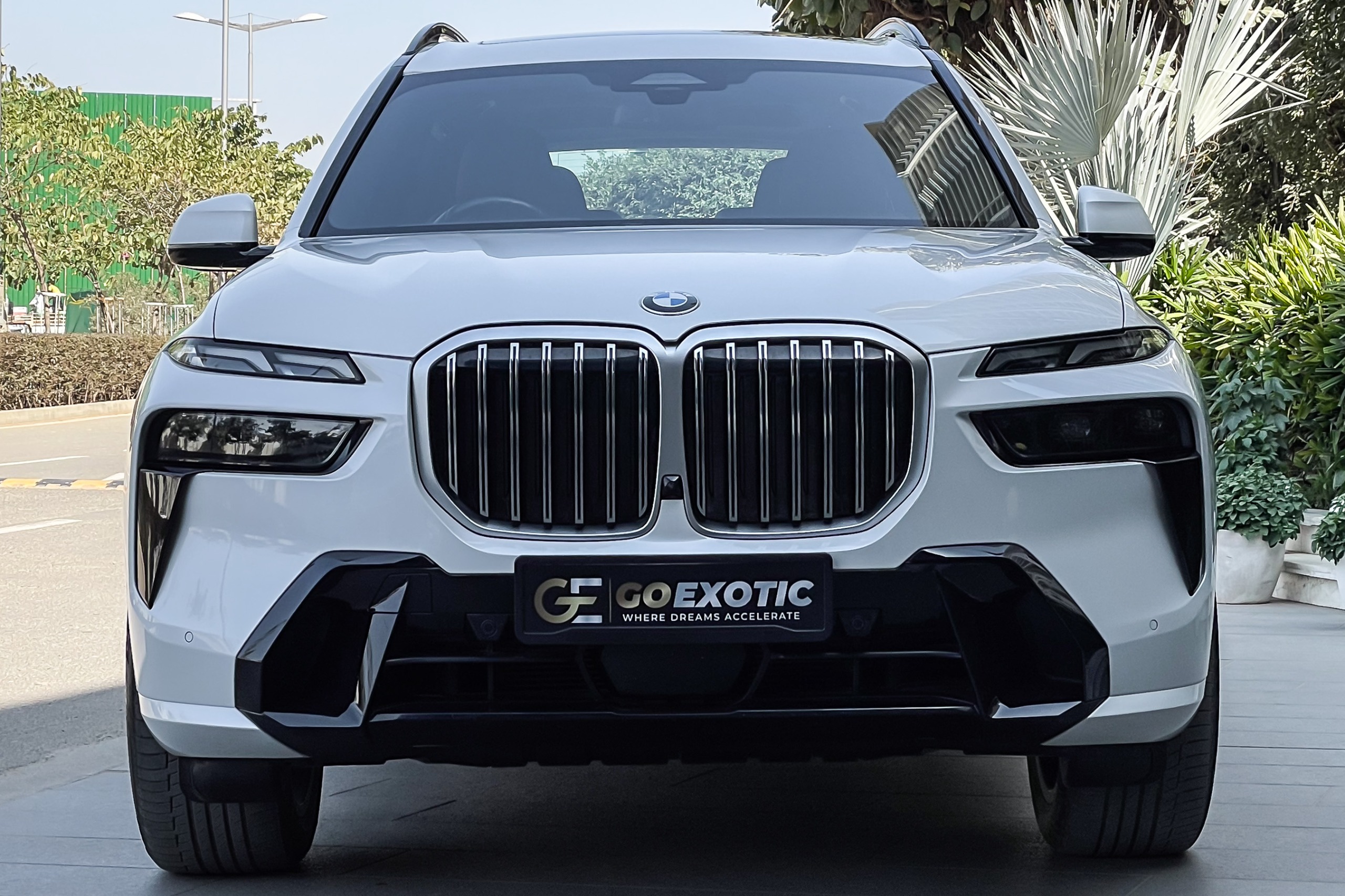 2023 BMW X7 40i M SPORT pre-owned luxury car